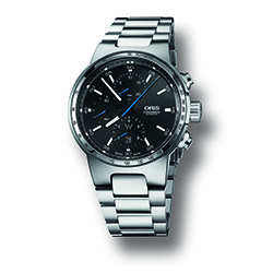 Часы «Oris Williams Chronograph» можно носить как на стальном браслете, так и на каучуковом ремешке с раскладывающейся застёжкой.